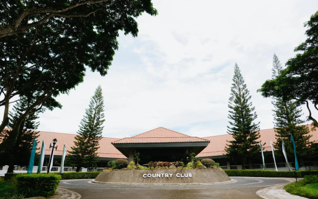 The Suites at Mount Malarayat