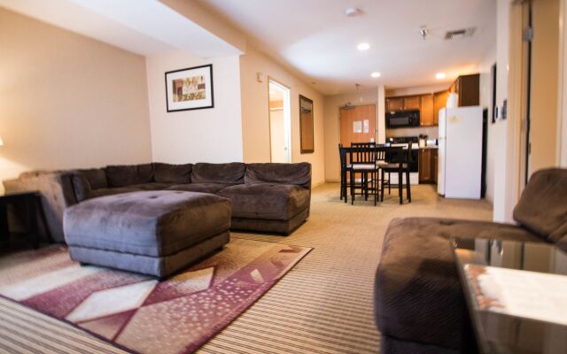 Empieria High Sierra Hotel