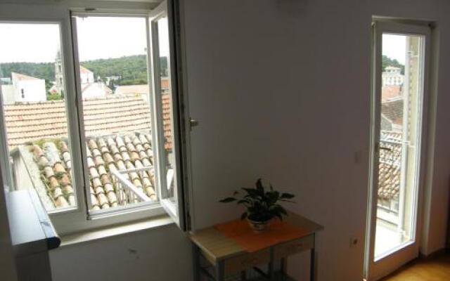 Apartments Jakova Dudana 10