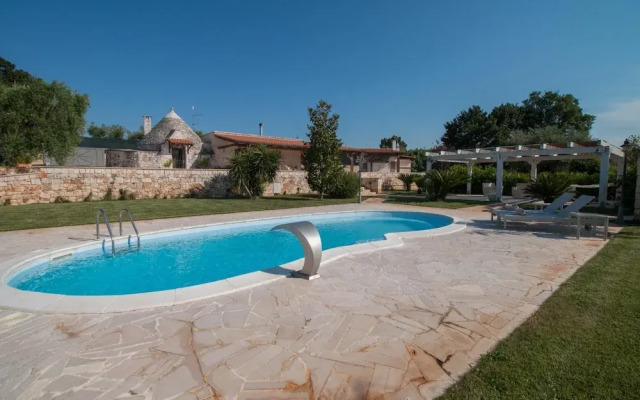 TD Villa Luna Trulli With Large Pool