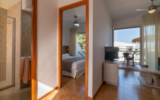 Apartamentos Montemayor