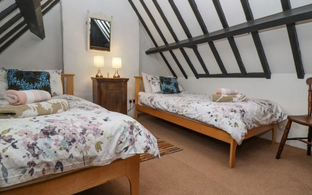 Newbury Cottage