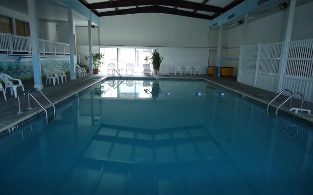 Budget Host Inn & Suites