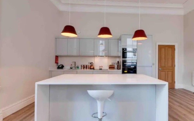 iStay Liverpool 1 Water Street Apartments