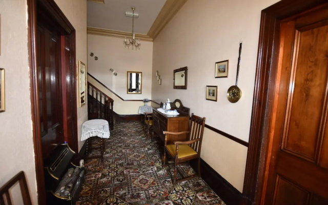 Brialene Holiday Apartments
