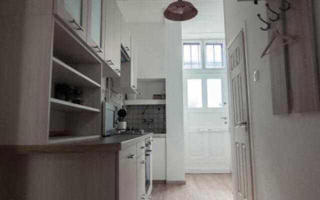 Goldcentral Apartment