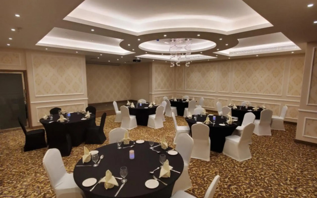 Skylark Hotel Apartments