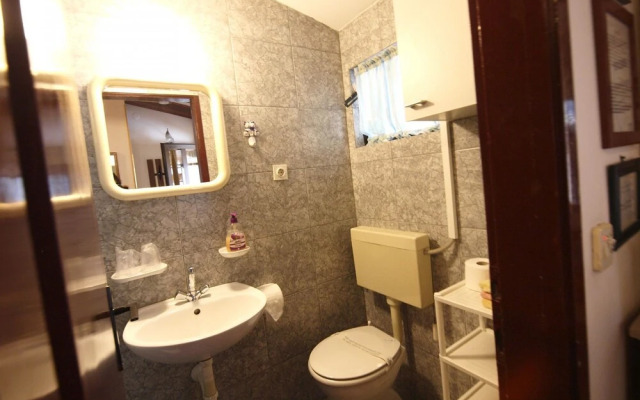 Ivo - Town Center, 40m From the sea - SA2