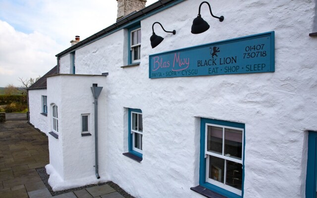 Black Lion Bed & Breakfast