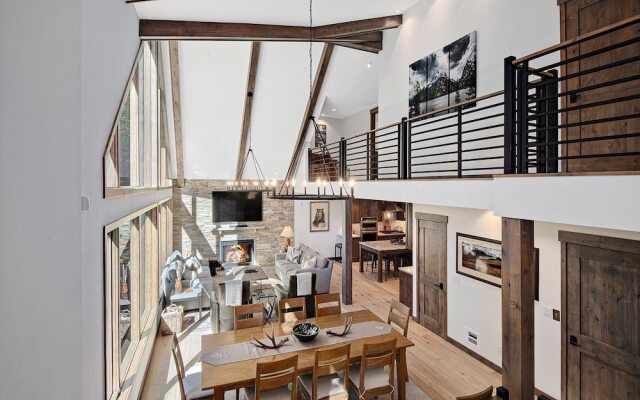 Greenhill Court Chalet