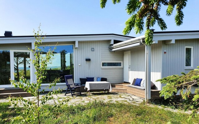 Amazing Home in Sirevåg With 3 Bedrooms and Wifi