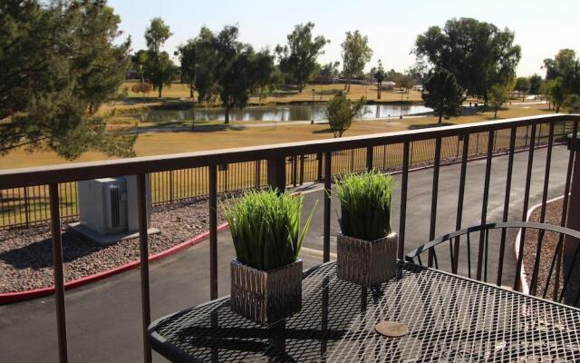 Park Suites At 233 - Free Golf