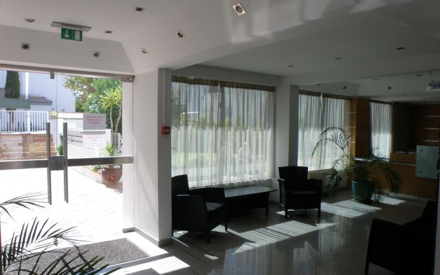 Bay View Apartments