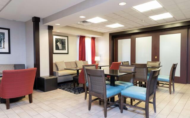 Hampton Inn Kent/Akron Area