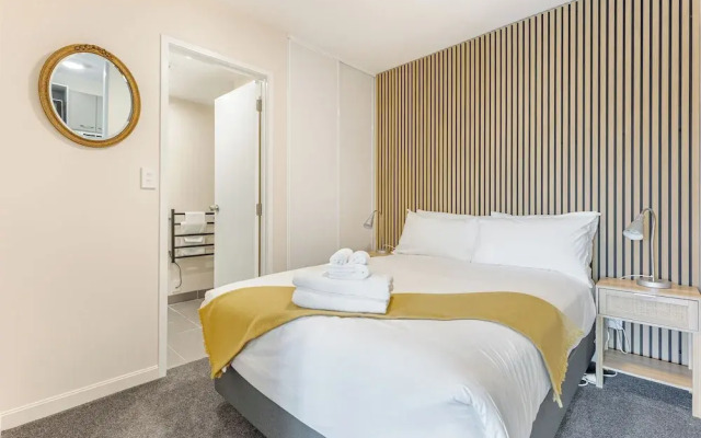 Cosy 2Brm Cbd Apartment
