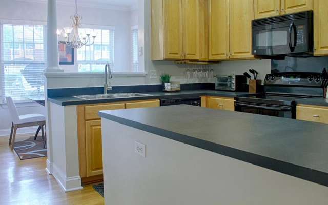 2 bedroom, East 9th Street