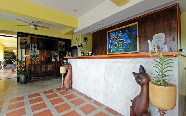Baan Pordeedin