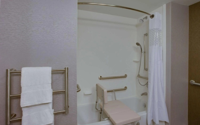 Hampton Inn & Suites Philadelphia/Bensalem