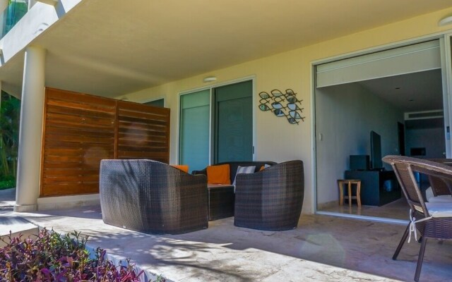 Elements Garden House 10 2 Bedroom Condo by Redawning