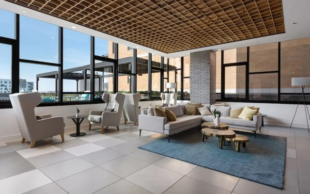 Luxury Penthouse 3BR Prime Location