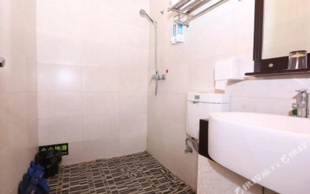 Suomahua Hotel Chengdu Zijing(青舍酒店（成都火车南站店）)