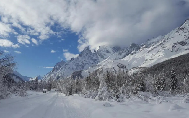 Chalet Blanc " PREMIER "