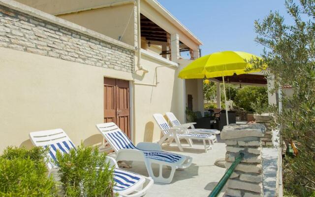 Villa Bistrana - 15m from sea