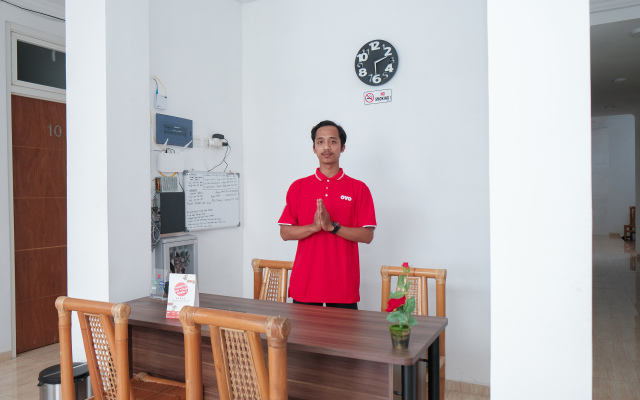 OYO 1454 111 Residence