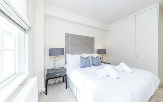 Modern 2 Bedroom Apartment in Chelsea