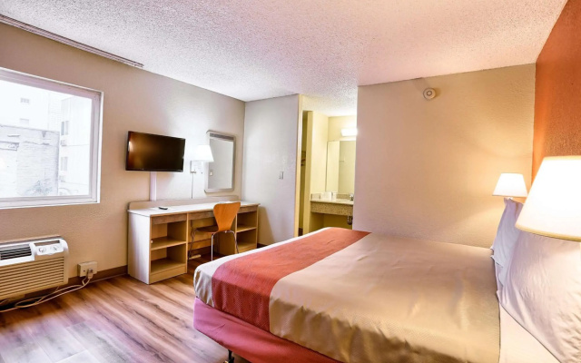 Cathedral Hill Hotel