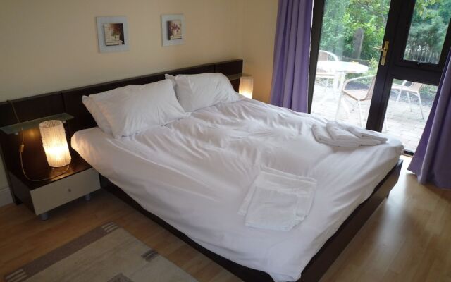 Grove Lodge Holiday Homes