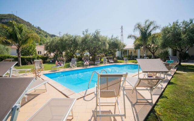 Belvilla by OYO Case Vacanza Villa Garden Mono