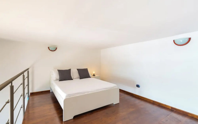 Family Apartment with Terrace