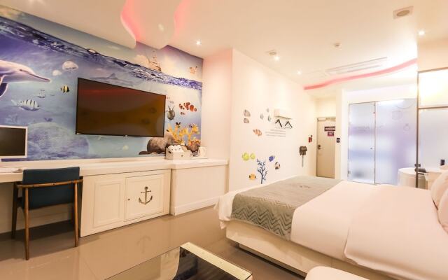 Yeosu Marina Self Check-in Motel