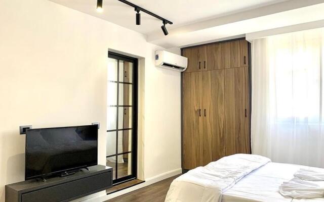 Center of Tirana "Blue Marine" Studio Apartment