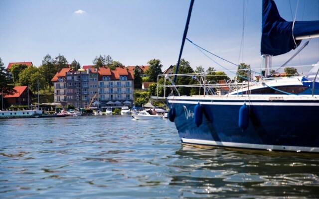 Ach Mazury Stanica Mikołajki