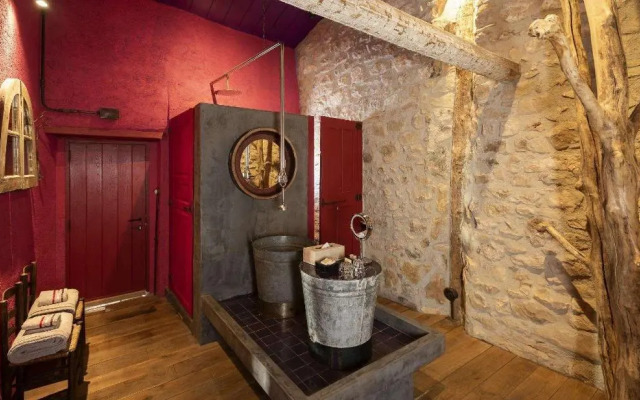 Château & Village Castigno - Wine Hotel & Resort