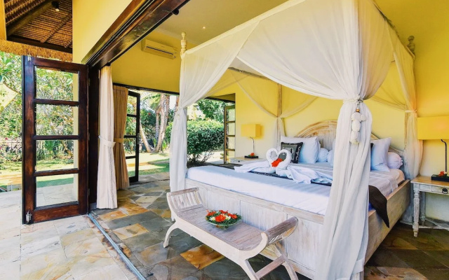 Villa Lotus – Guest Rooms – Singaraja