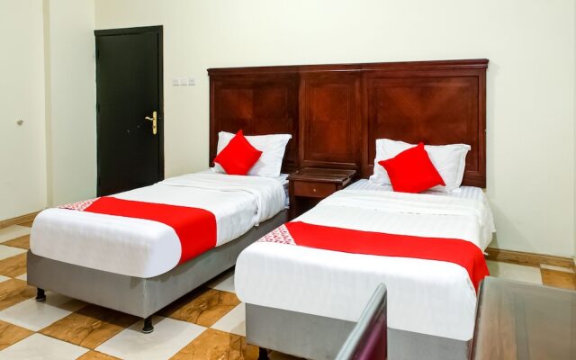 OYO 492 Rose Plaza For Housing Units