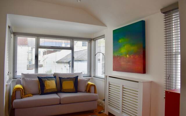 Three Bedroom Penthouse in Brighton