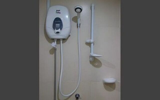 YYK 1Borneo Condominium