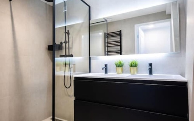 Nb304/306 3BR Serviced Apartments