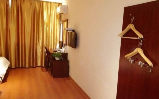GreenTree Inn Yangzhou South Xindu Road Trade City Express Hotel