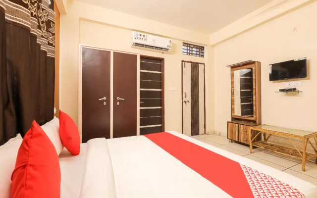 Moments Cafe And Restaurant by OYO Rooms