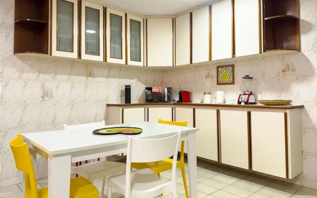 Casa espaçosa na Granja Viana