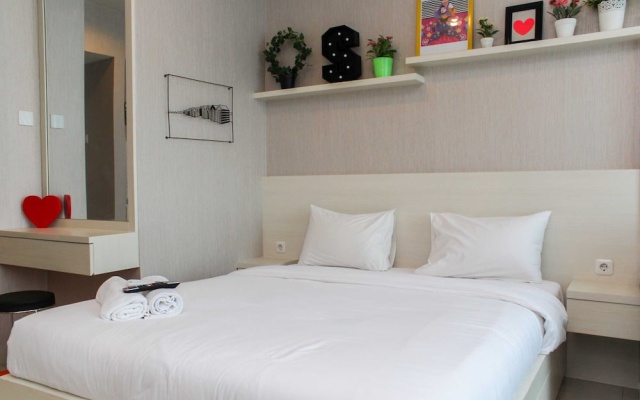 Comfort And Best Deal Studio At Grand Kamala Lagoon Apartment – Guest Rooms – Bekasi