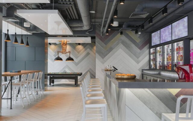 Sky Loft Hotel Kyiv by Rixwel