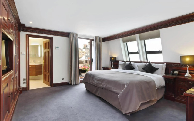 Mayfair House