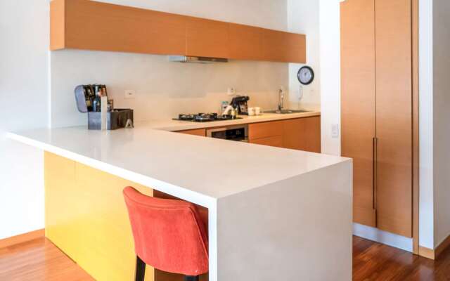 93 Luxury Suites & Residences