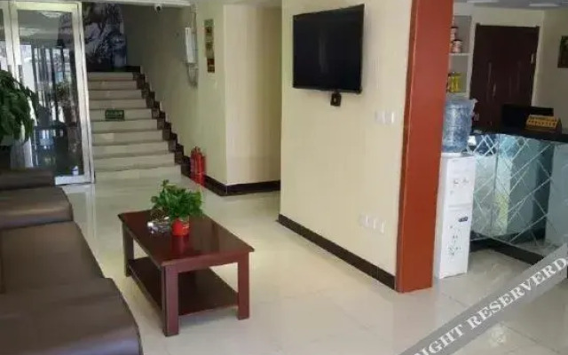 OYO xining shaoying business hotel